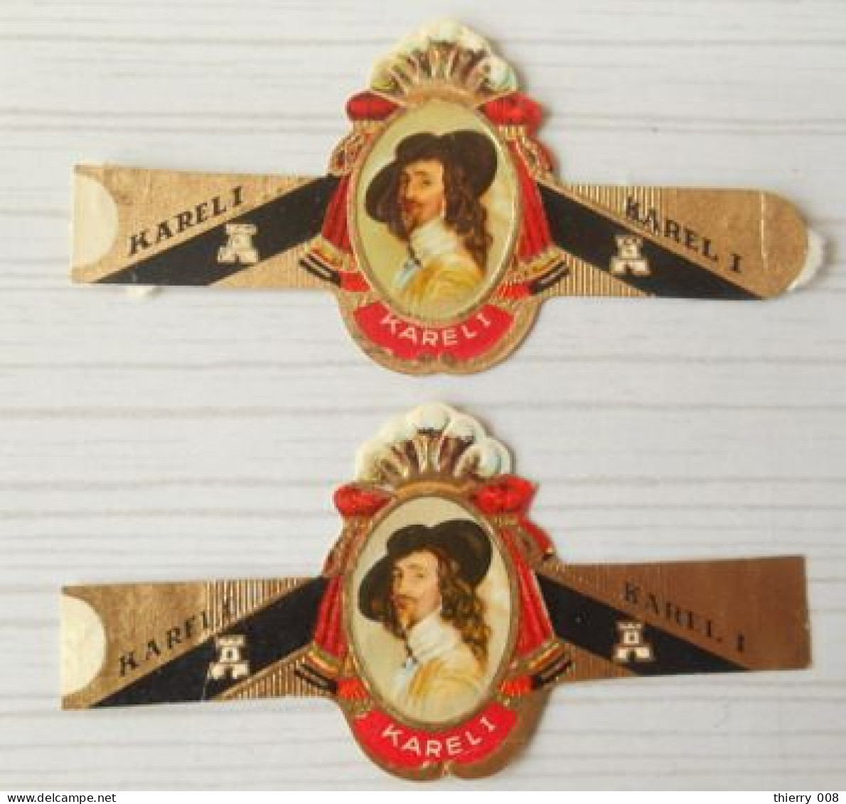 L91 Bague Bagues Cigare Cigares  Karel I  2 Pièces - Sigarenbandjes