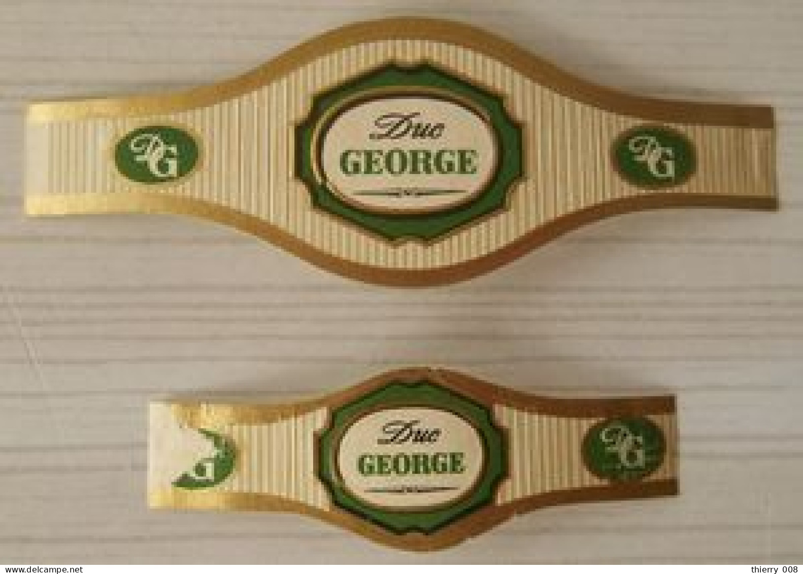 K40 Lot Bagues De Cigares  Duc George  2 Pièces - Sigarenbandjes