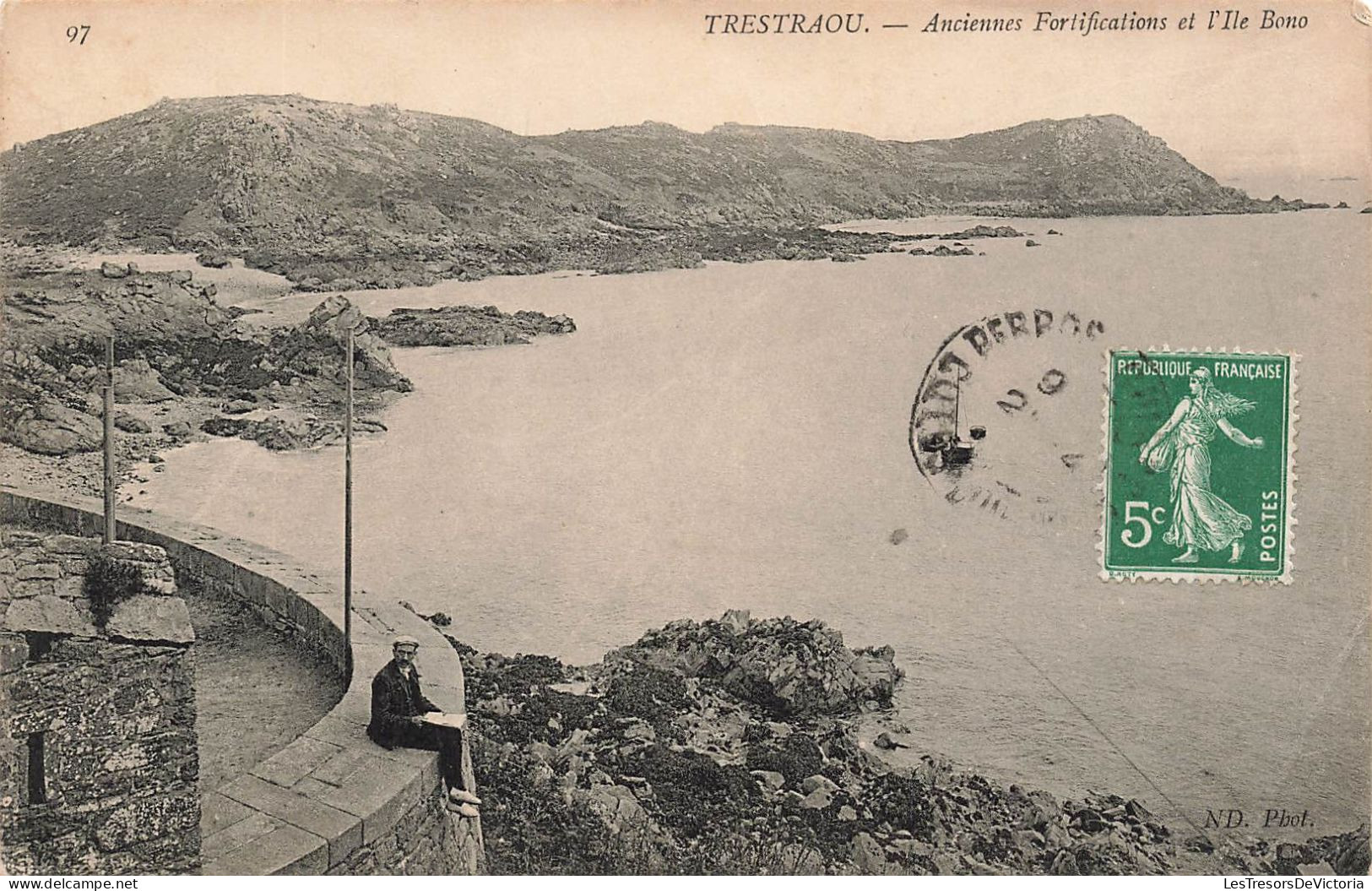 FRANCE - Trestraou - Anciennes Fortifications Et L'île Bono - Vue Sur La Mer - Carte Postale Ancienne - Perros-Guirec