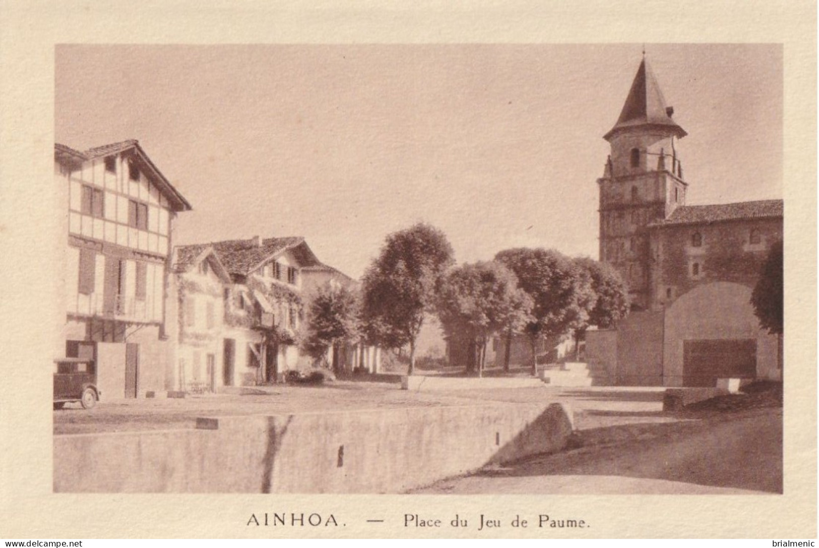 AINHOA   Place Du Jeu De Paume - Ainhoa