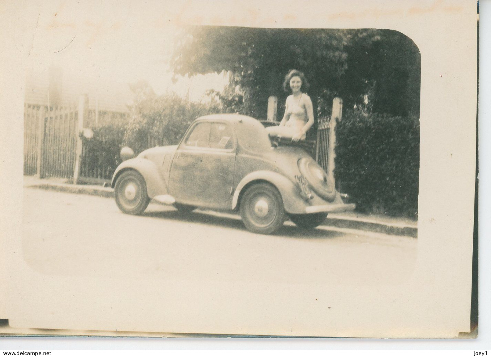 Photo Femme Dans Voiture Format 6/9 - Cars