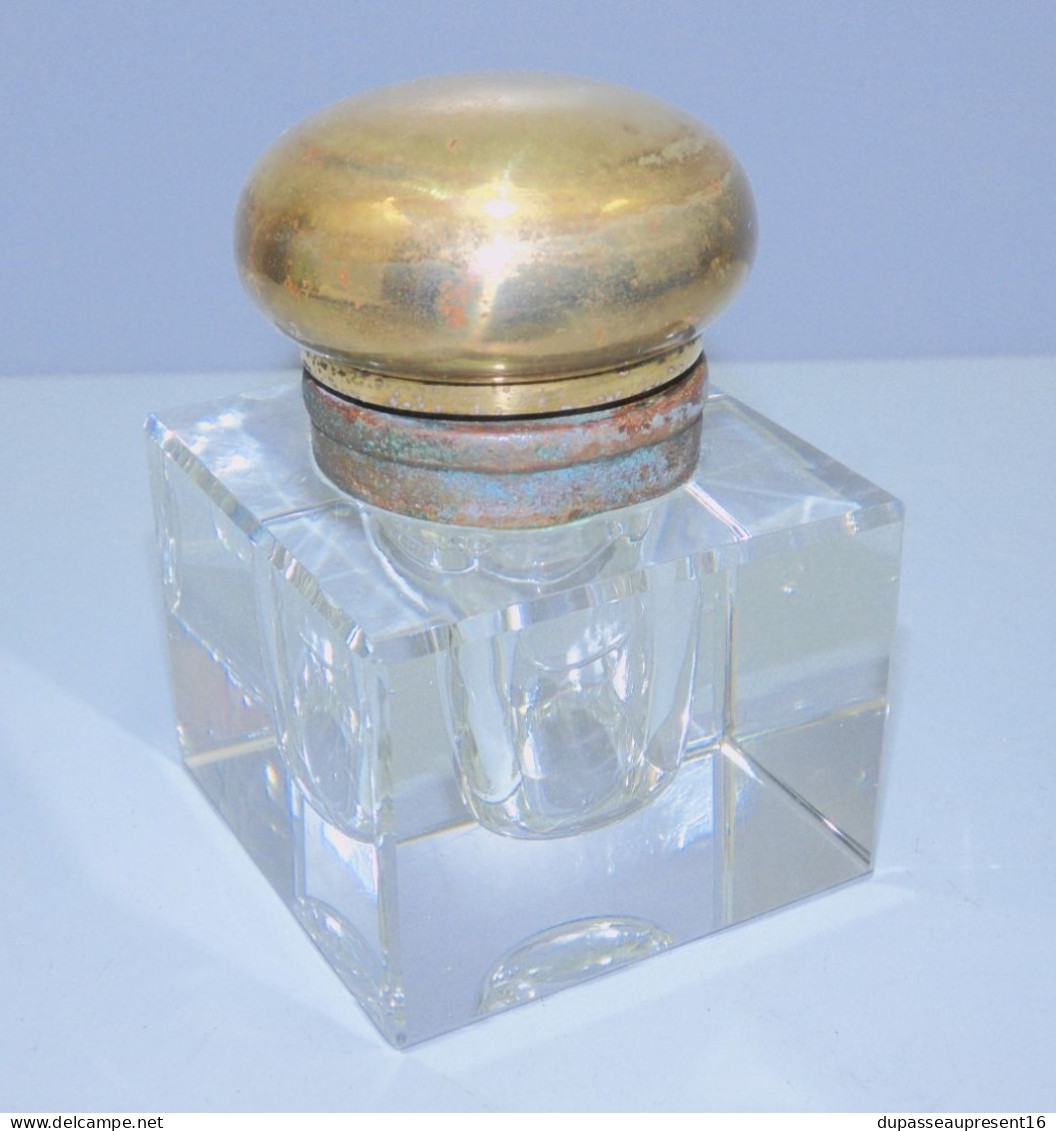 - ANCIEN ENCRIER CRISTAL  Non Signé Jus De GRENIER Avec Son Godet VERRE    E - Inkwells