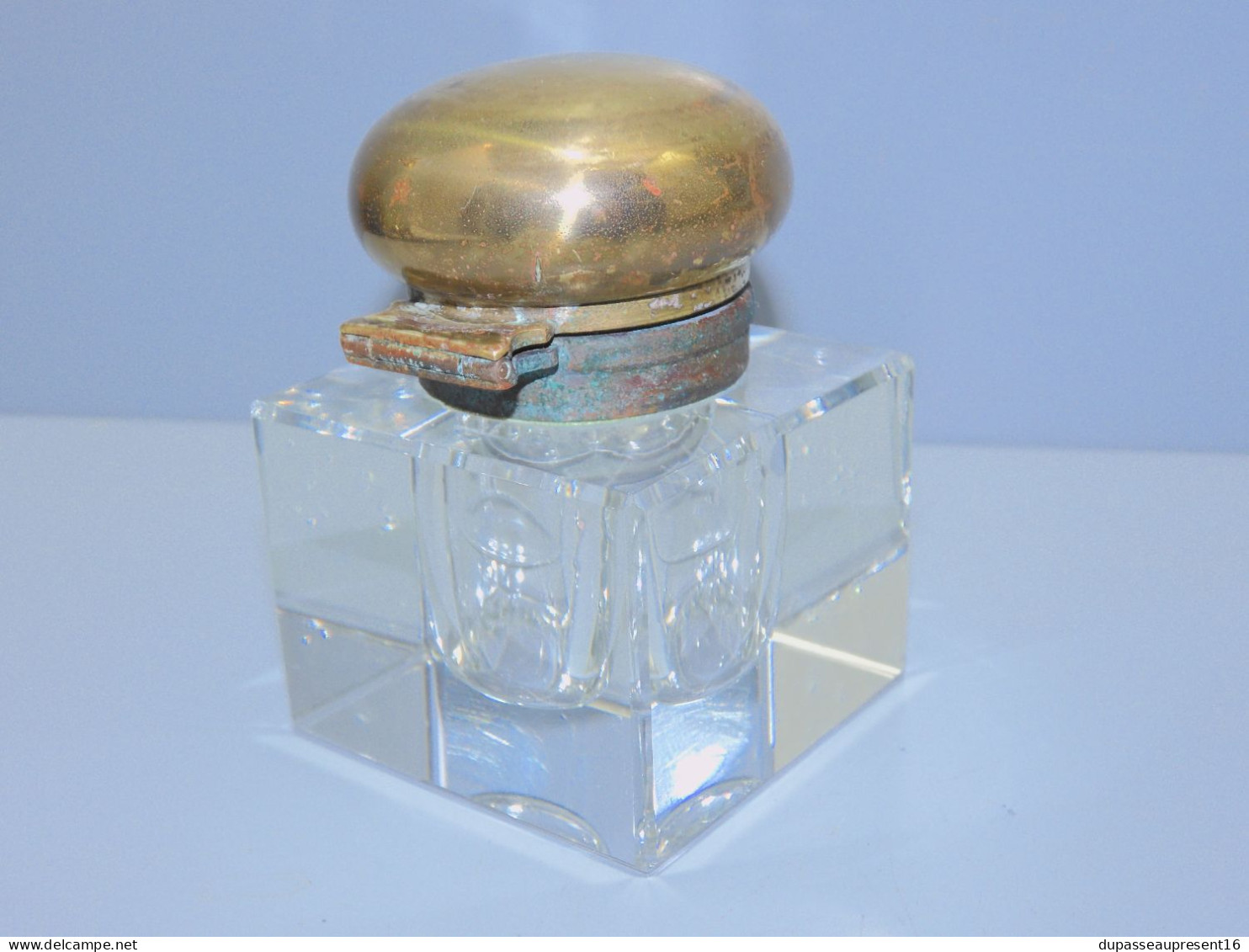 - ANCIEN ENCRIER CRISTAL  Non Signé Jus De GRENIER Avec Son Godet VERRE    E - Inkwells