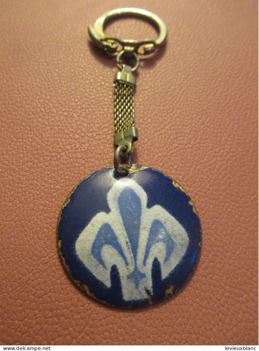 Canada Porte-clé  Ancien/ Fleur De LYS Québec/ Cuivre émaillé Avec Chaînette/ Vers 1975-1985        POC750 - Schlüsselanhänger