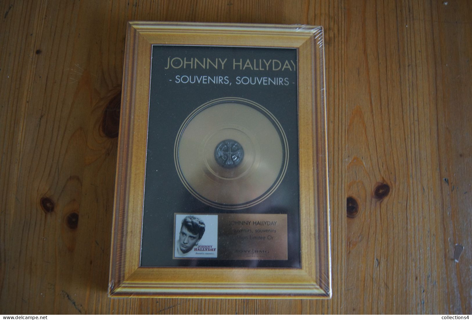 JOHNNY HALLYDAY SOUVENIRS SOUVENIRS CD EDITION LIMITEE OR 2007 NEUF SCELLE VALEUR+ - Rock