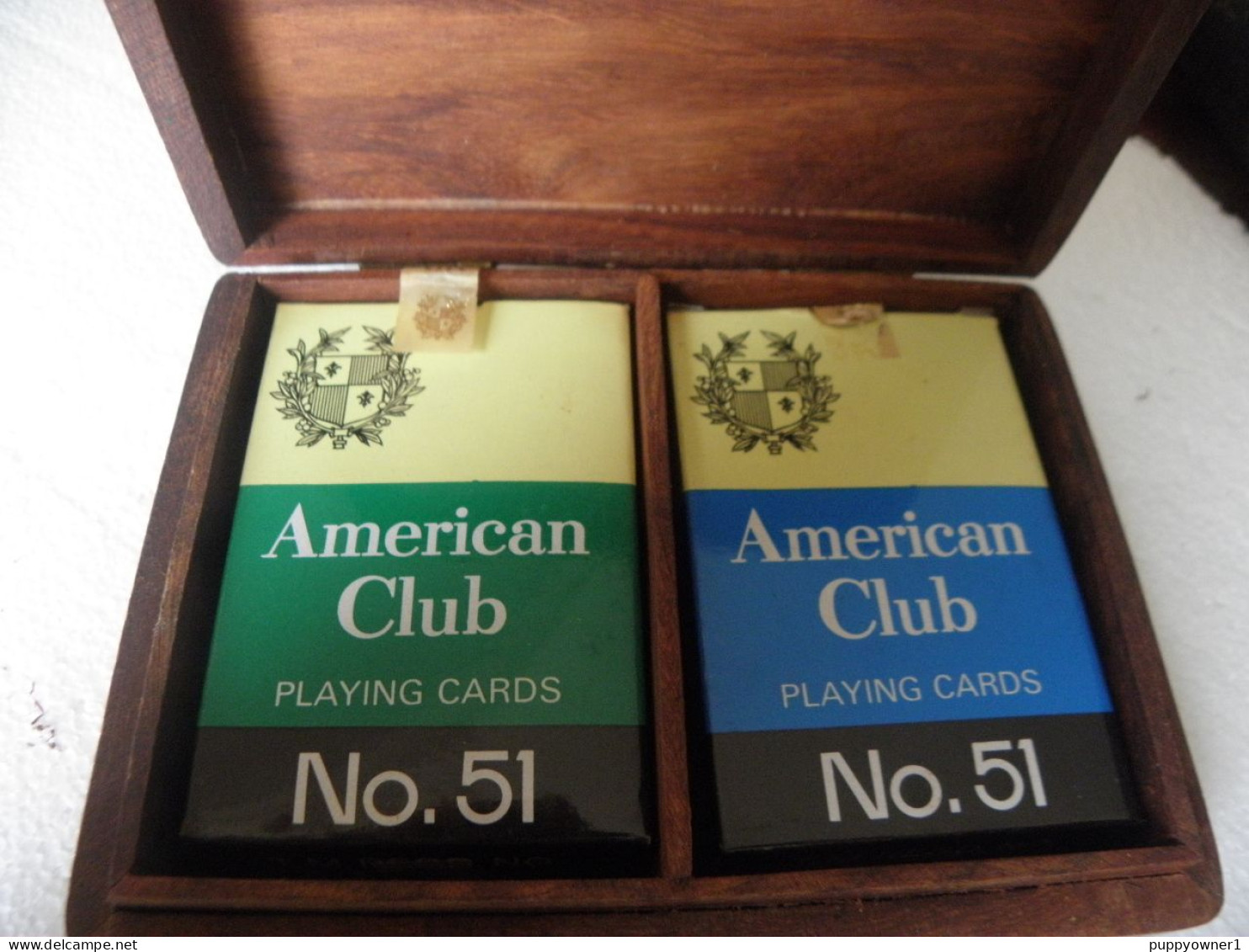 Ancienne Boîte En Bois Et Laiton Pour Cartes à Jouer American Club N° 51 - 54 Cartas