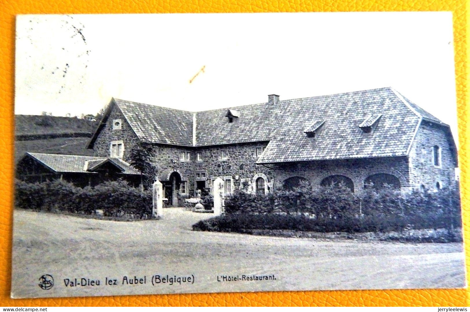 VAL-DIEU  Lez - AUBEL  -  L' Hôtel Restaurant - Aubel