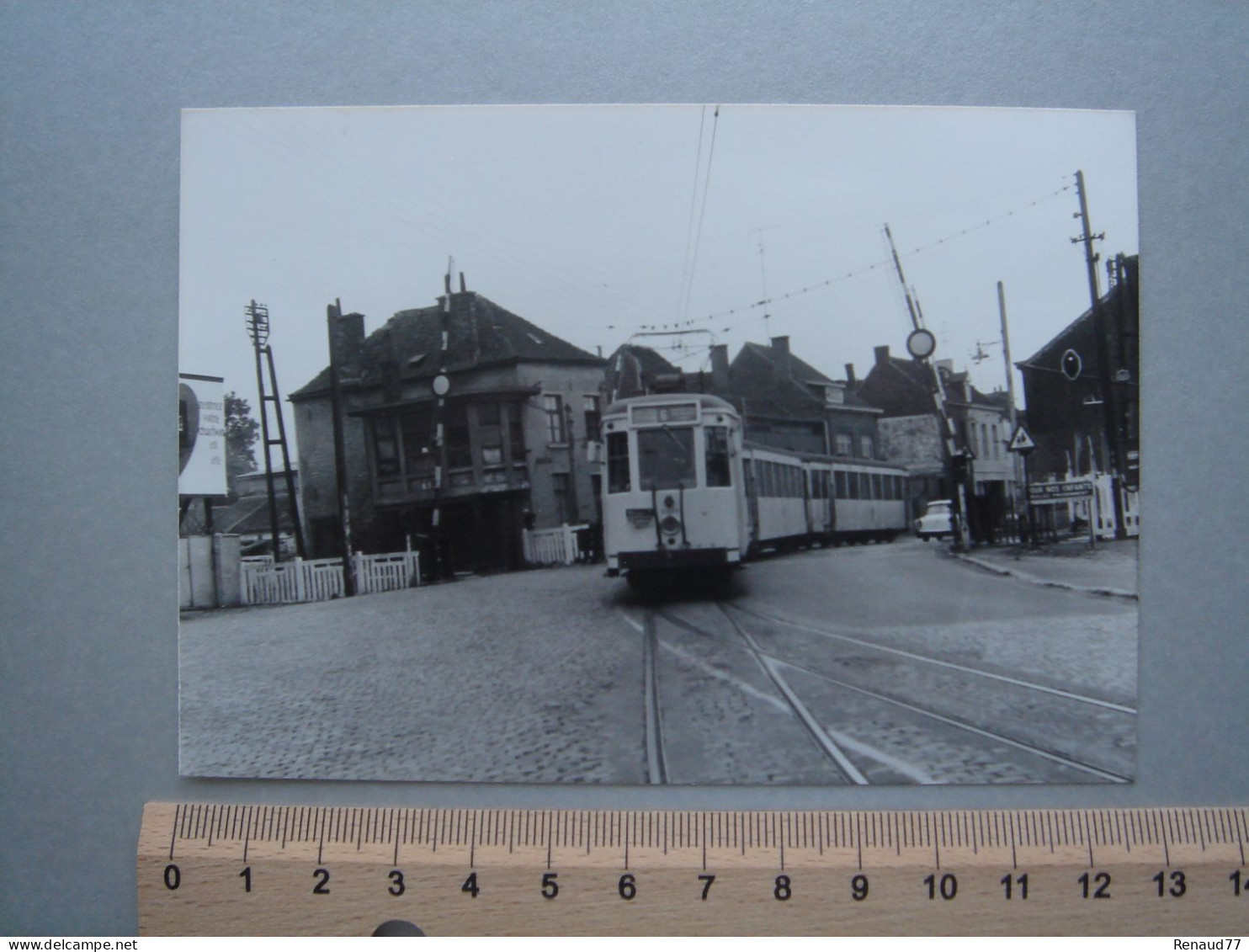 Photo - Boussu - Rue François Dorzée - Tram - Tramway - Ligne 6 - Boussu