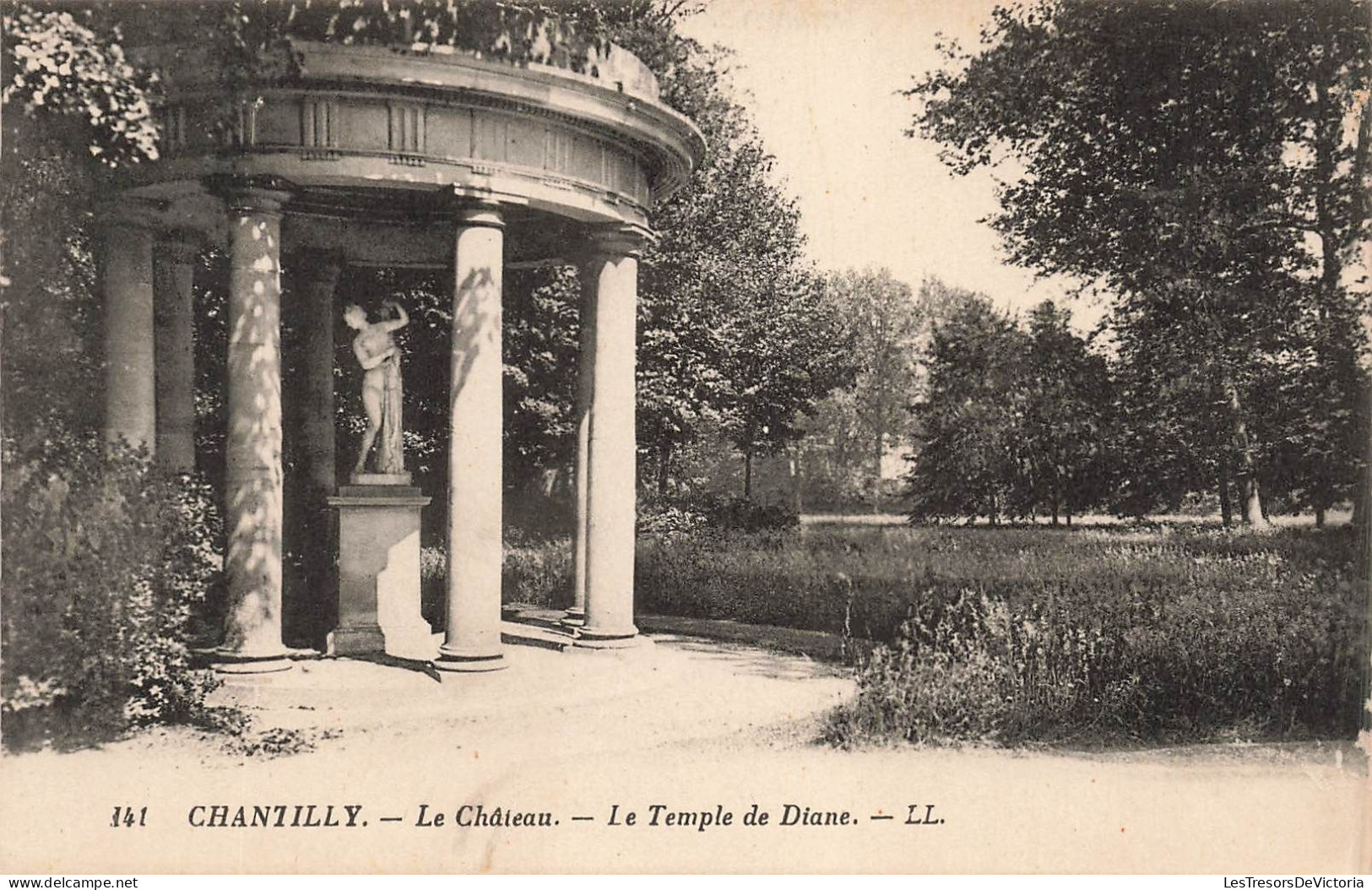 FRANCE - Chantilly - Vue Sur Le Château - Le Temple De Diane - L L - Vue De L'extérieur - Carte Postale Ancienne - Chantilly