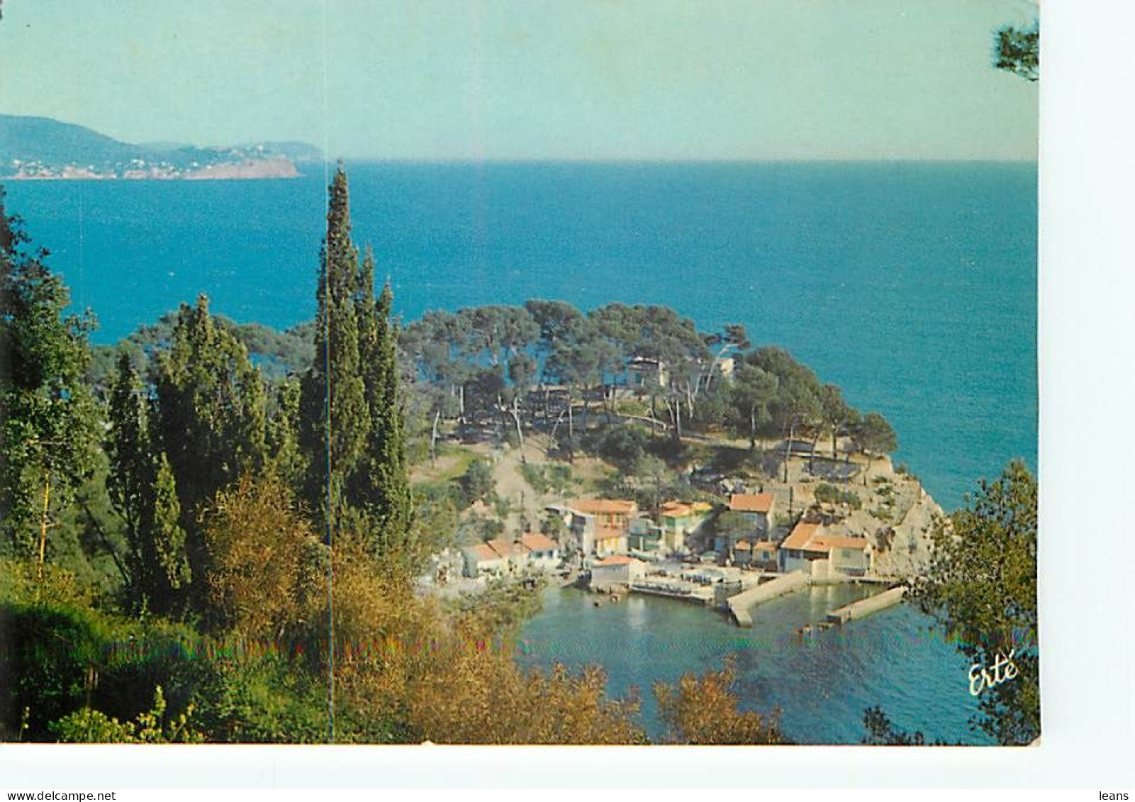 TOULON - LOT DE 146 CARTES POSTALES SEMI-MODERNES