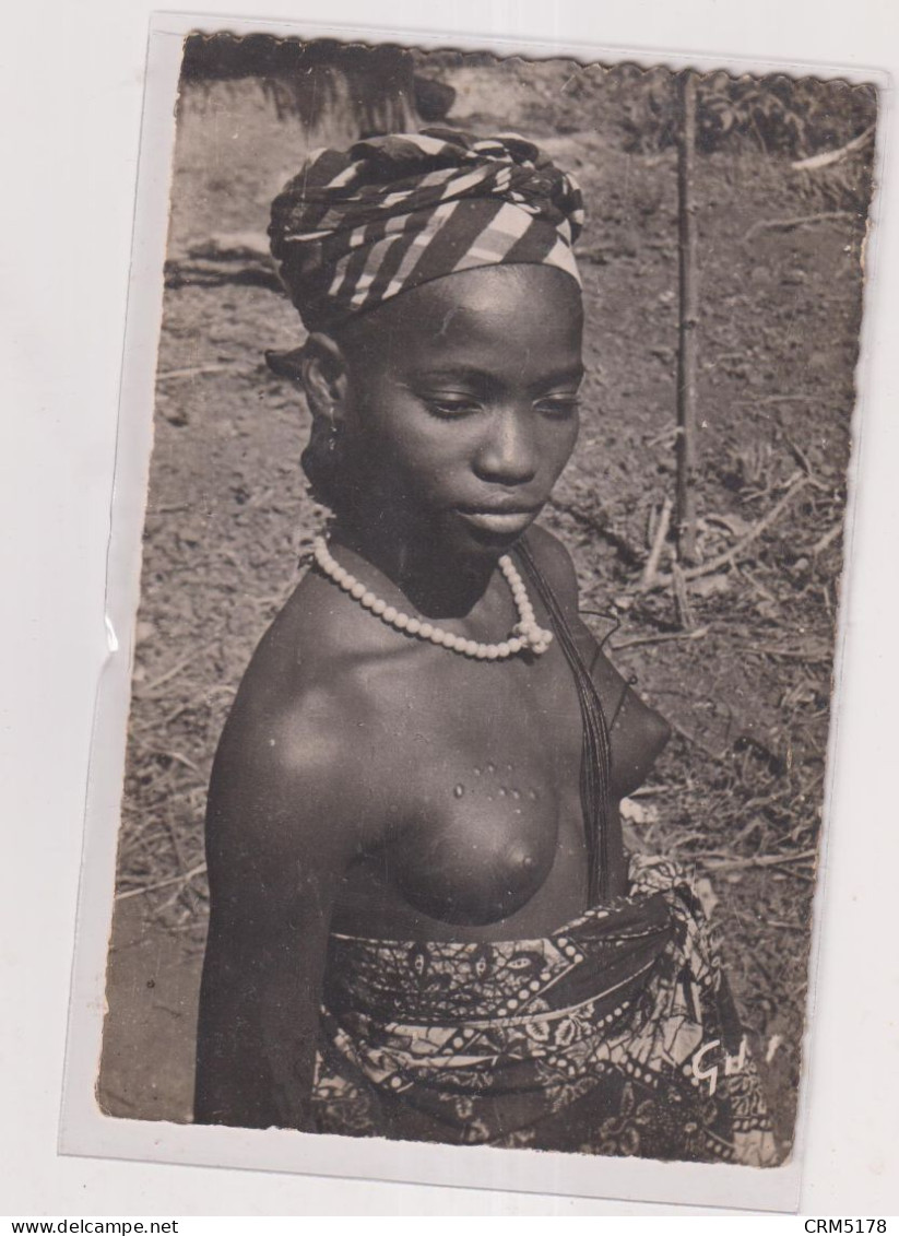 CPA-GUINEE-TYPE INDIGENE-Femme Aux Seins Nus-collier-boucles D'oreilles - Guinée