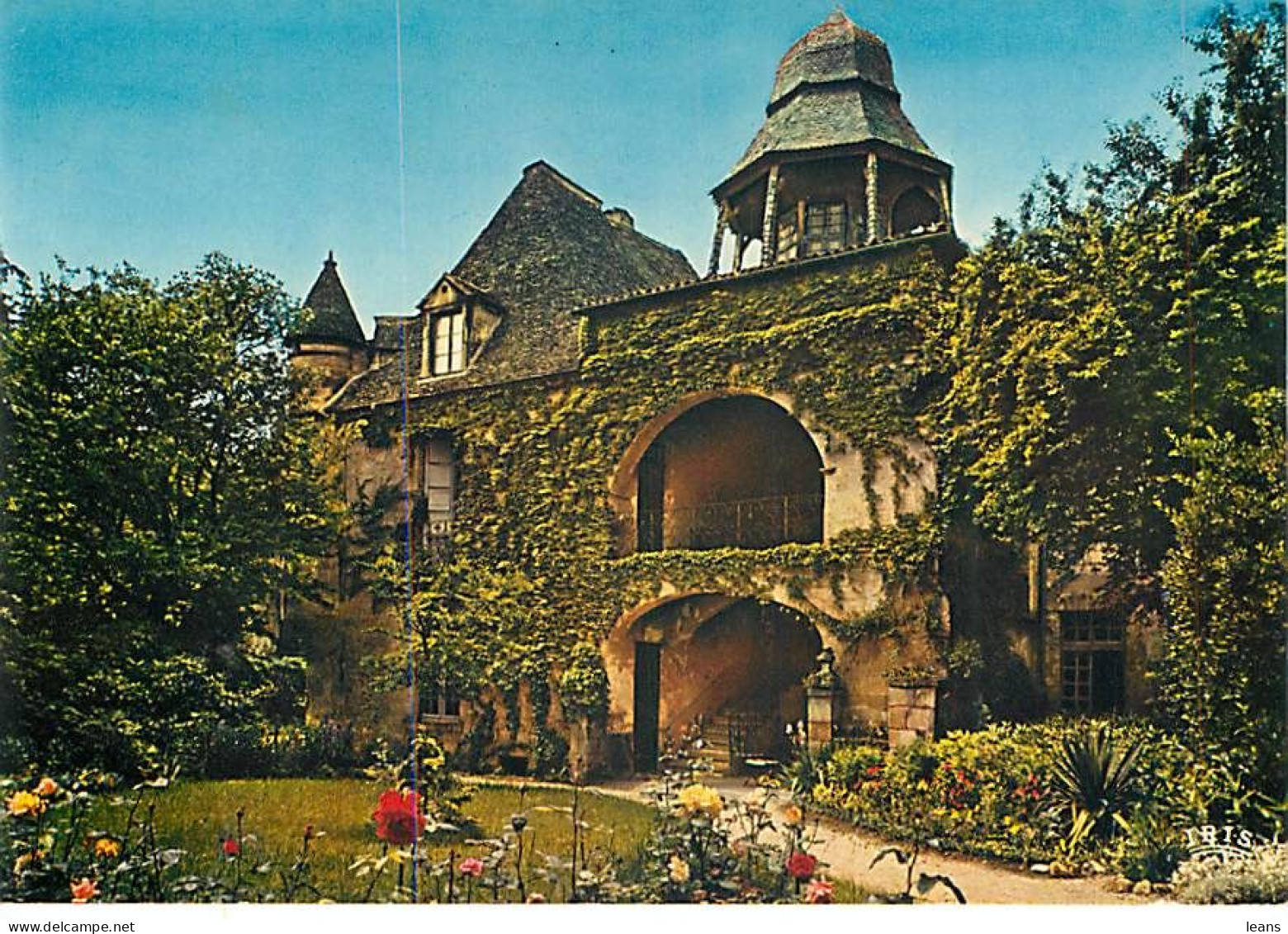 DEPARTEMENT DE LA DORDOGNE  (24) - LOT DE 150 CARTES POSTALES SEMI-MODERNES