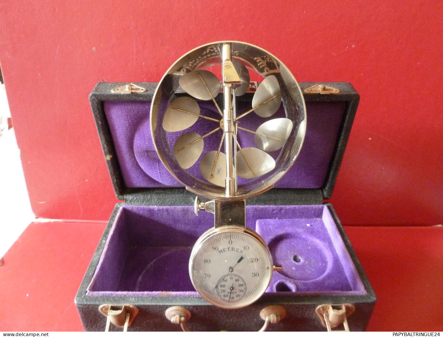 ANCIEN ANEMOMETRE MANUEL DANS SON COFFRET D'ORIGINE. - Technik & Instrumente