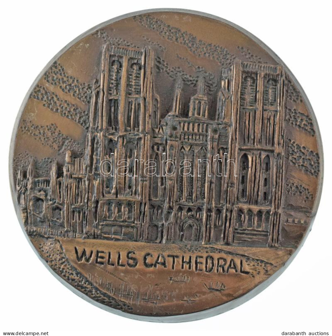 Nagy-Britannia DN "Wells Katedrális" Aranyozott Emlékérem Hátoldalán Akasztóval (88mm) T:AU Great Britain ND "Wells Cath - Unclassified