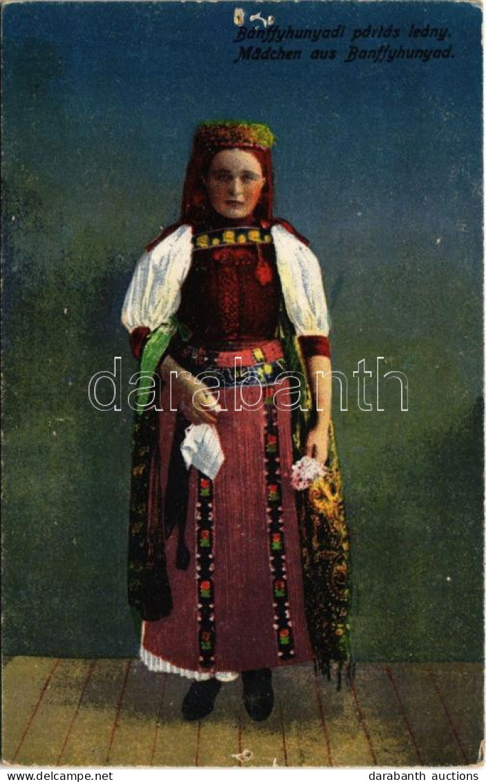 ** T4 Bánffyhunyad, Huedin; Bánffy-Hunyadi Pártás Leány, Erdélyi Folklór. Kiadja K. J. 1918/22 Sz. 27. / Transylvanian F - Ohne Zuordnung