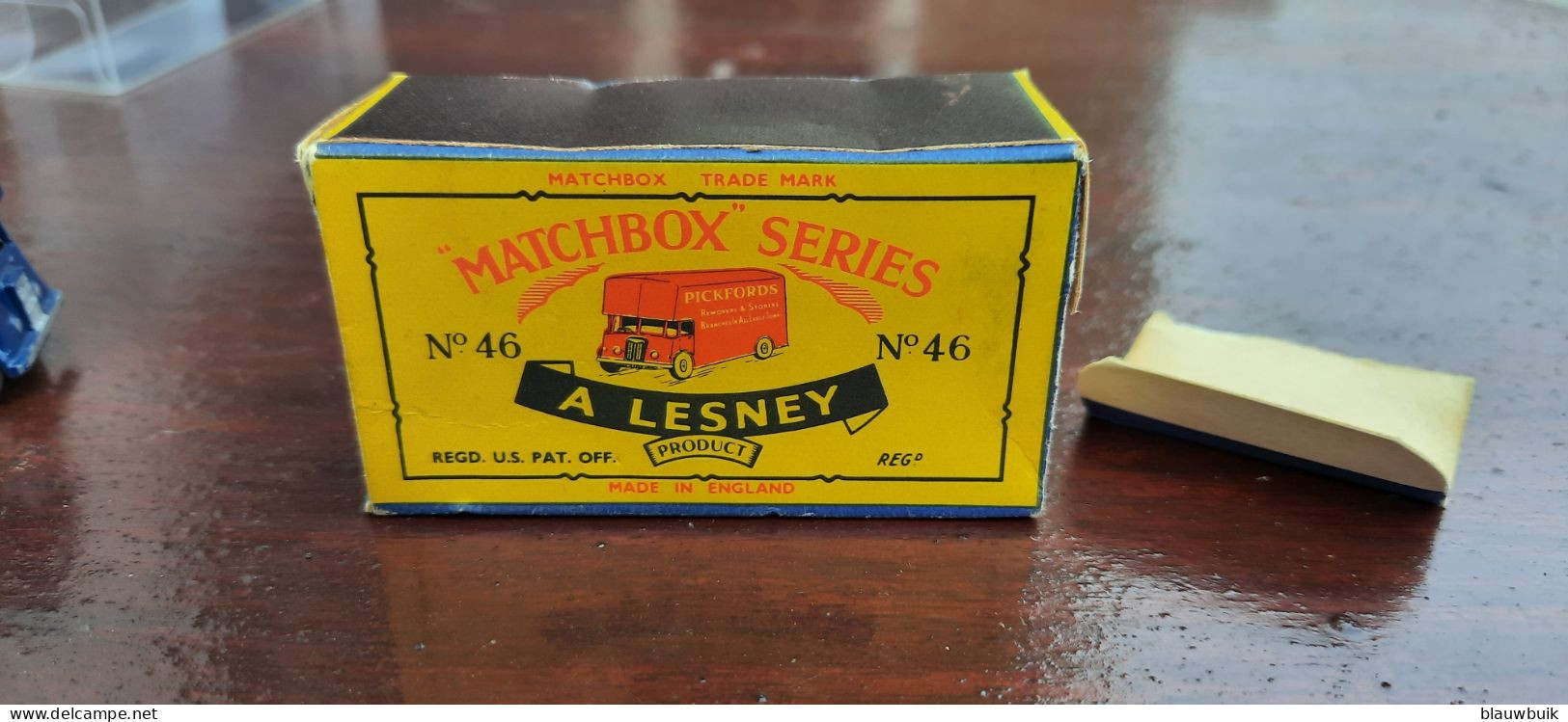 Matchbox 46b Pickford Removal Van + C Box - Matchbox (Lesney)