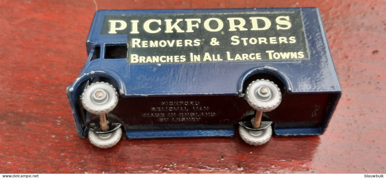Matchbox 46b Pickford removal Van + C box