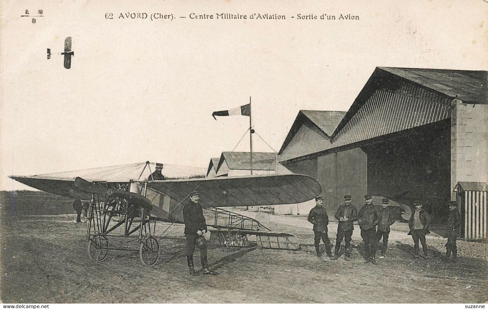 CAMP D'AVIATION AVORD - CENTRE MILITAIRE - SORTIE D'un AVION - GUERRE 14 - VENTE DIRECTE X - Aerodrome