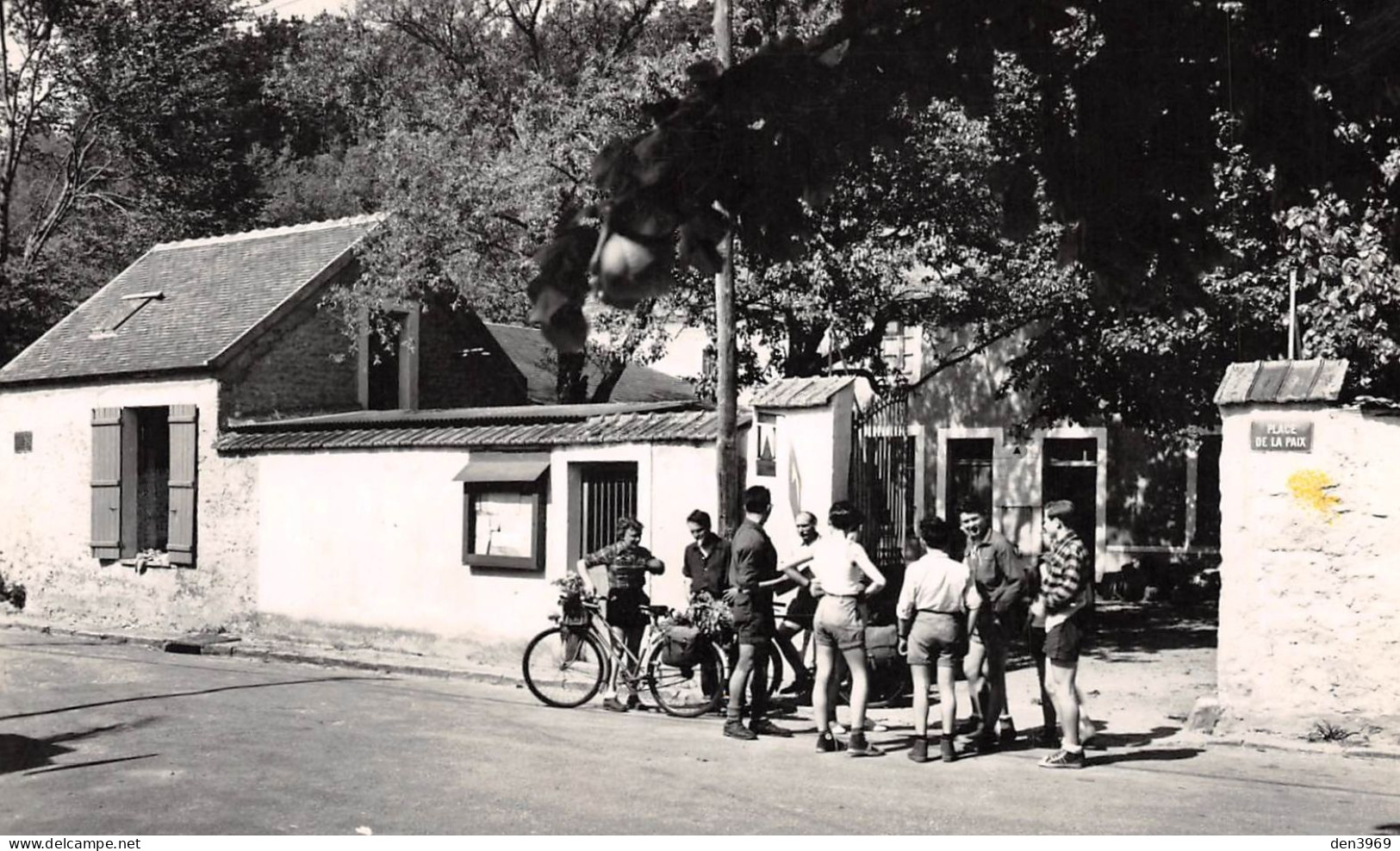 BOISSY-la-RIVIERE (Essonne) - Auberge Internationale De L'Epi D'Or, Place De La Paix - Boissy-la-Rivière