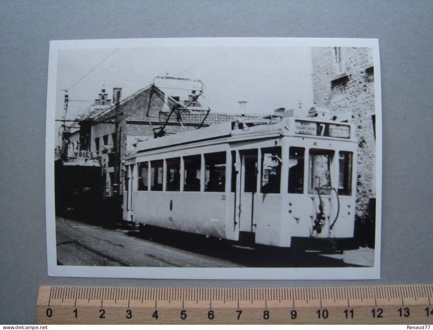 Photo - Quiévrain - Rue De Valenciennes - Tram - Tramway - Ligne 7 - Quiévrain