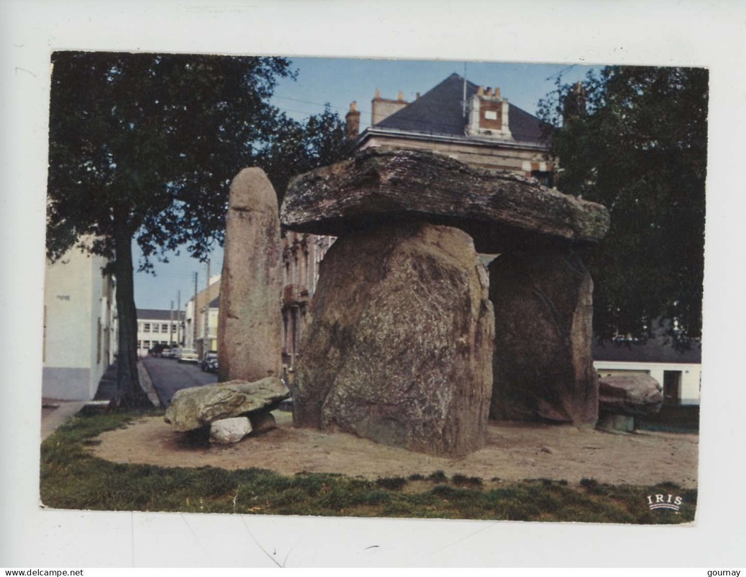 Saint Nazaire : Le Dolmen Des Trois Pierres Ou Trilithe Ou Du Prieuré Ou Du Bois-Savary (cp N°1896 Cap - Dolmen & Menhirs