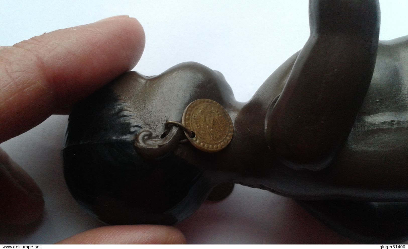 Rare ! Mini poupon noir avec boucles d'oreille, Marque DRP GERMANY, taille 14 1/2. Voir photos