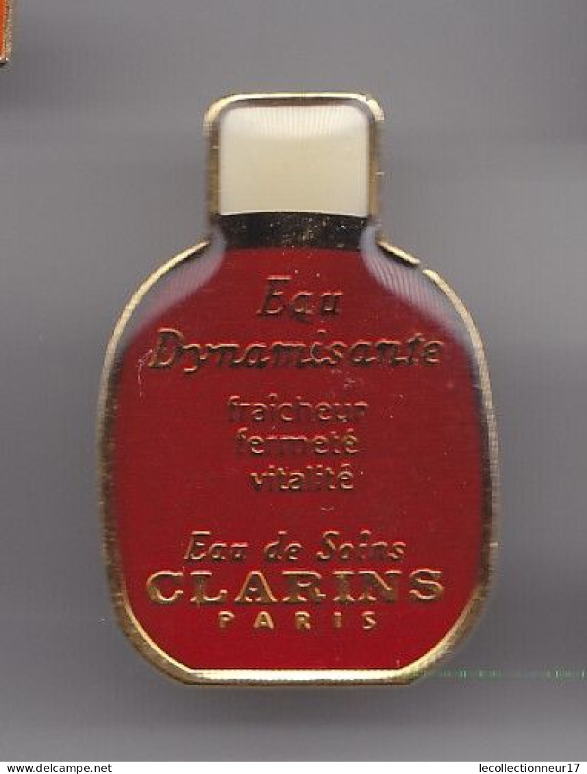 Pin's Flacon Eau Dynamisante Eau De Soins Clarins Réf   3688 - Perfumes