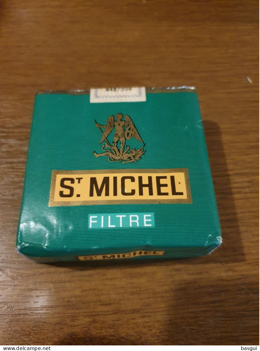 Ancien Paquet De Cigarettes Pour Collection St Michel Filtre Intact - Altri & Non Classificati