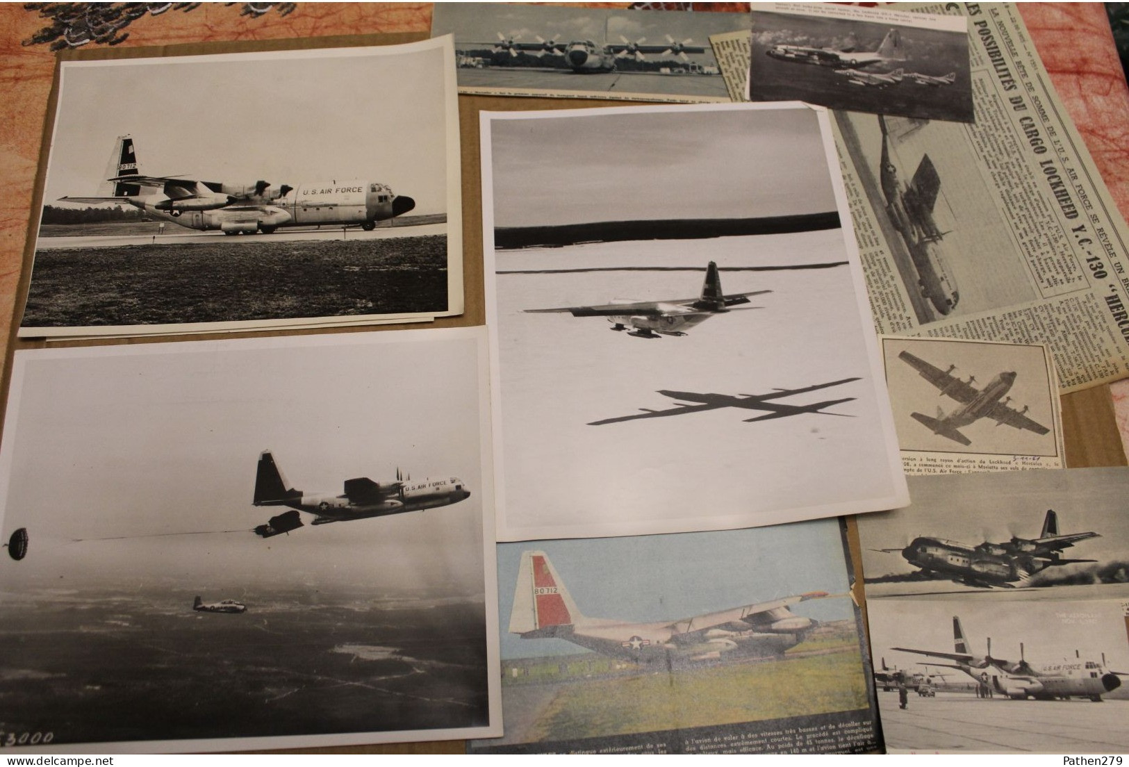 Lot de 679g d'anciennes coupures de presse et photos de l'aéronef américain Lockheed C-130 "Hercules"