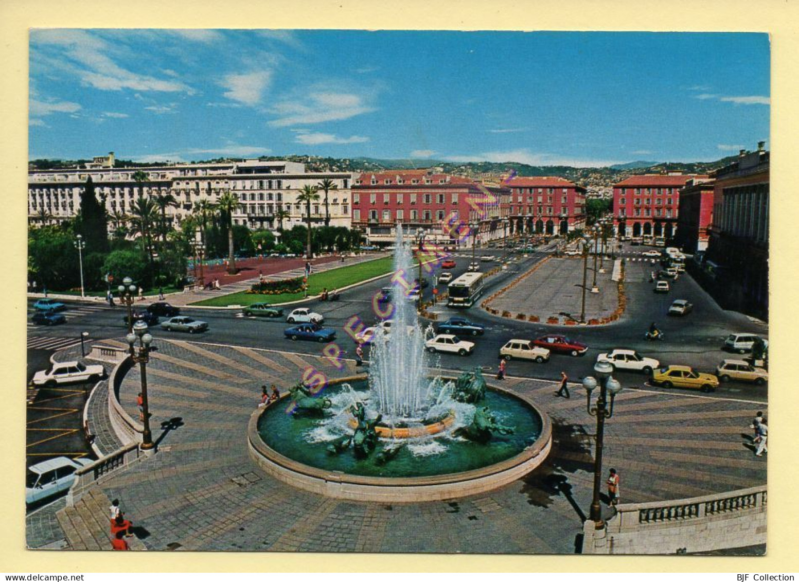 06. NICE – Fontaine De La Place Masséna (animée, Voitures) (Ed. Gilletta) (voir Scan Recto/verso) - Places, Squares