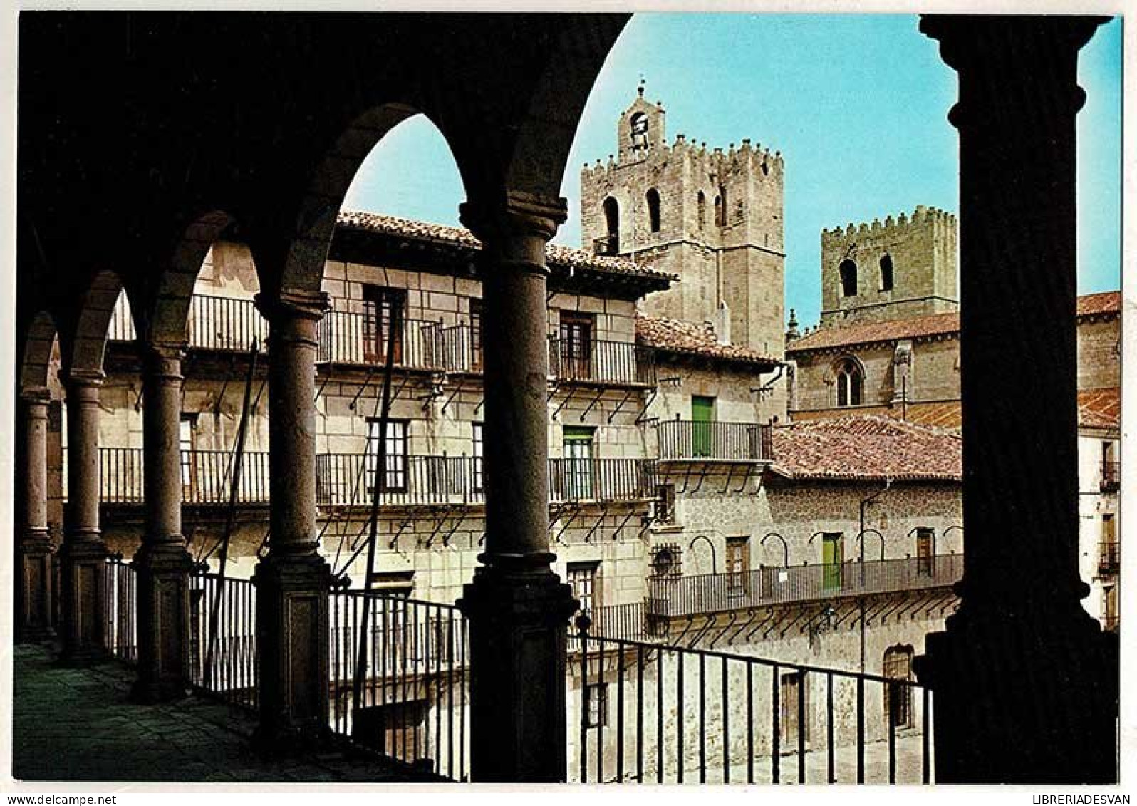 Postal Guadalajara. Sigüenza. Plaza Mayor Y Catedral No. 3 - Autres & Non Classés