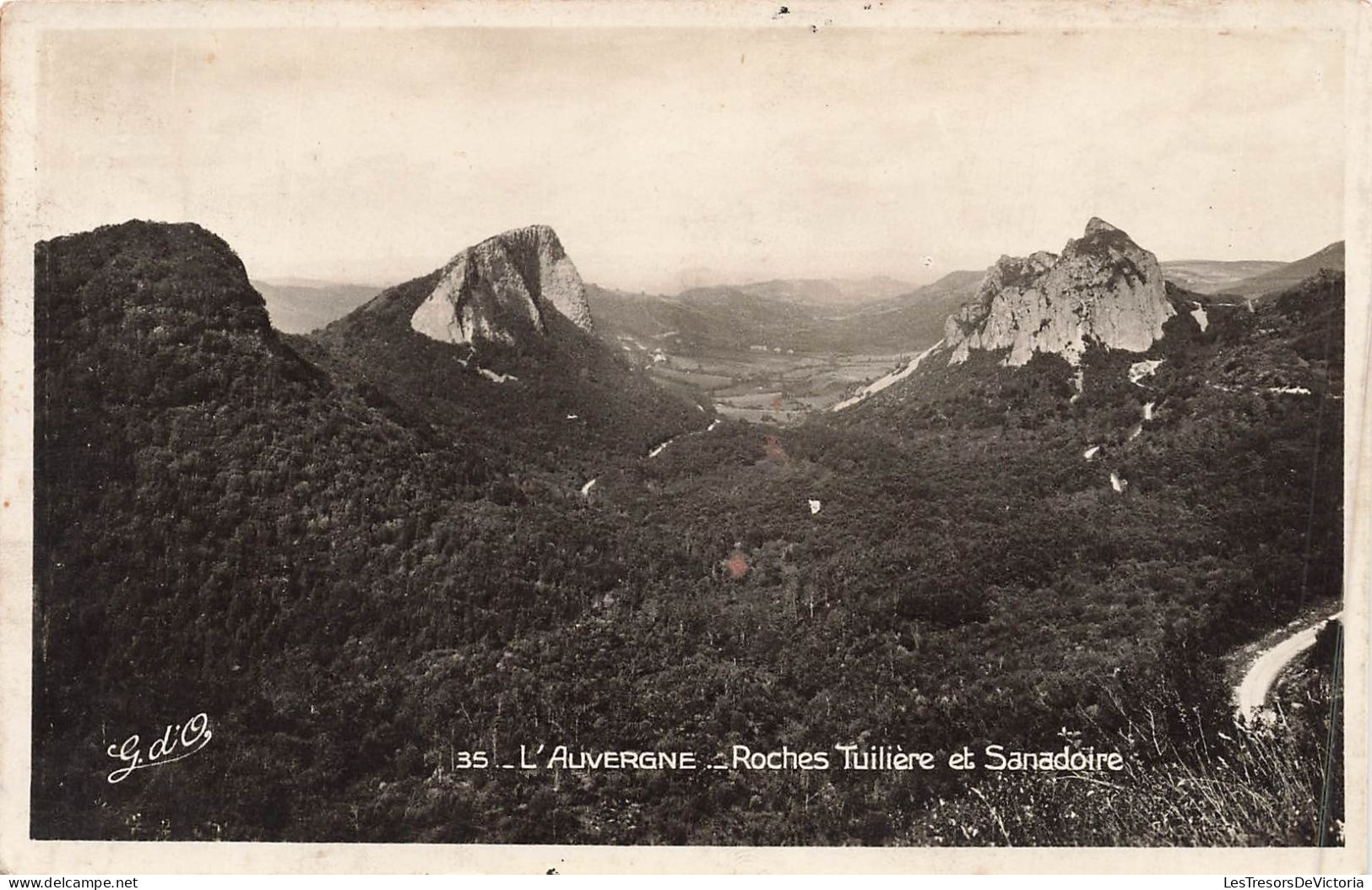 FRANCE - L'Auvergne - Vue Sur Les Roches Tuilière Et Sanadoire - Vue Au Loin Des Collines - Carte Postale Ancienne - Auvergne