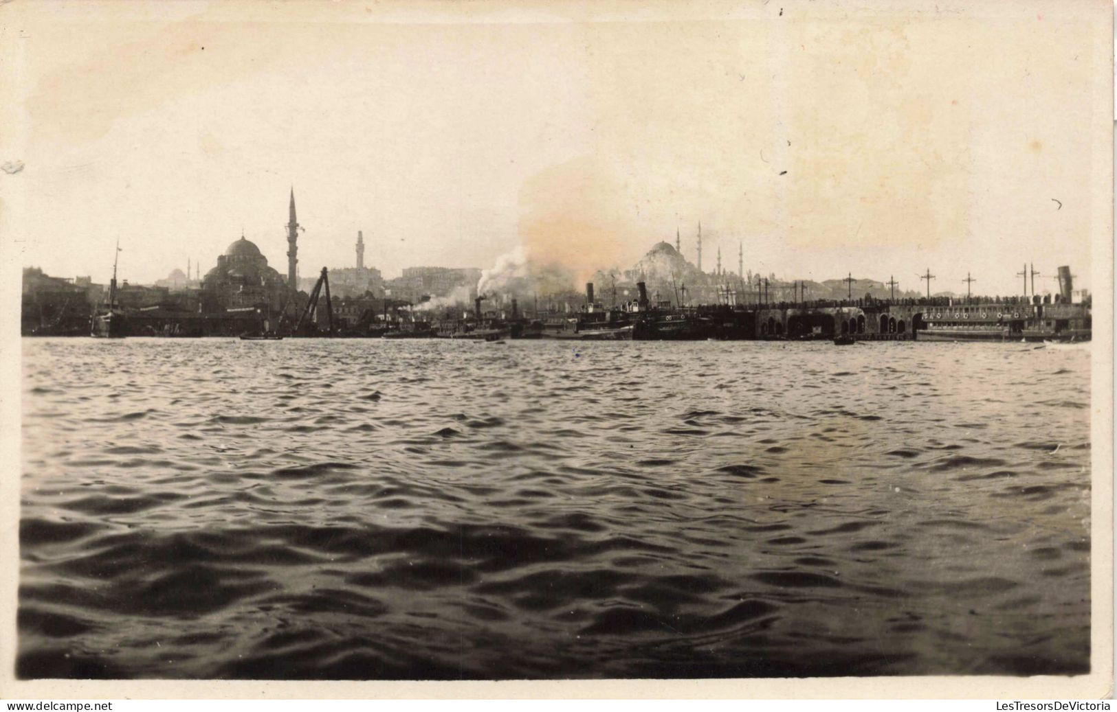 TURQUIE - Vue Panoramique Et La Mosquée Süleymaniye - Constantinople - Vue Au Loin - Carte Postale Ancienne - Turquie