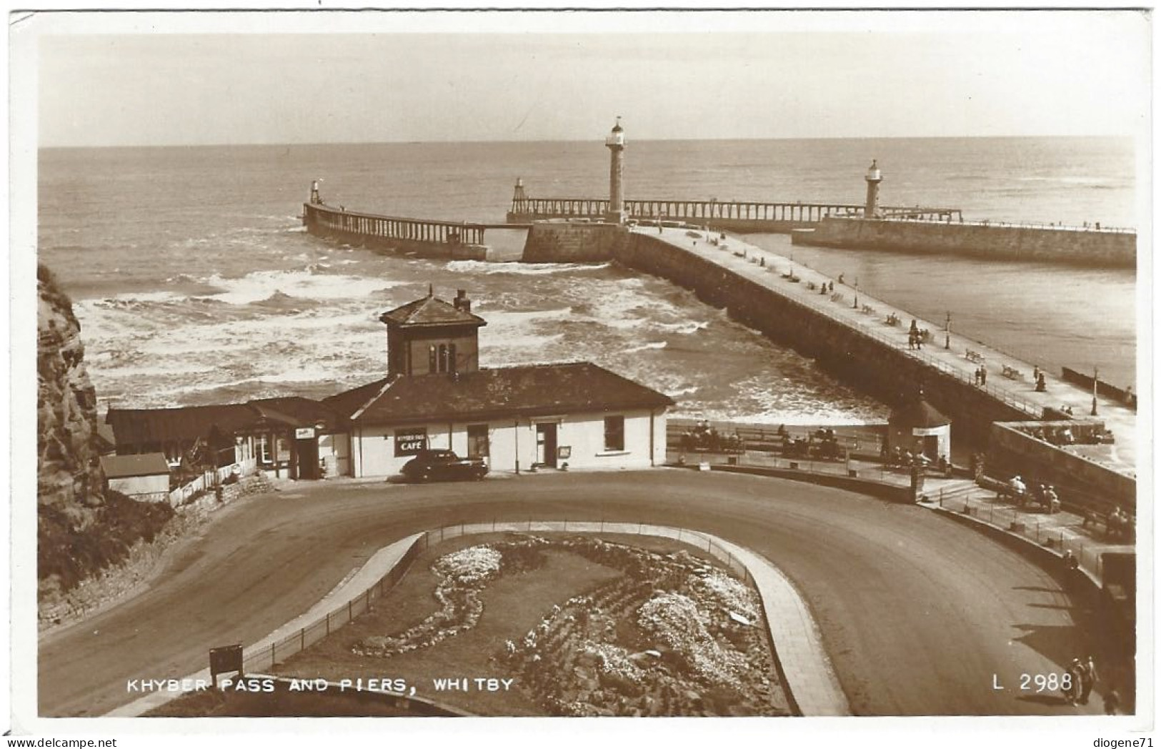 Whitby Khyber Pass And Piers - Whitby