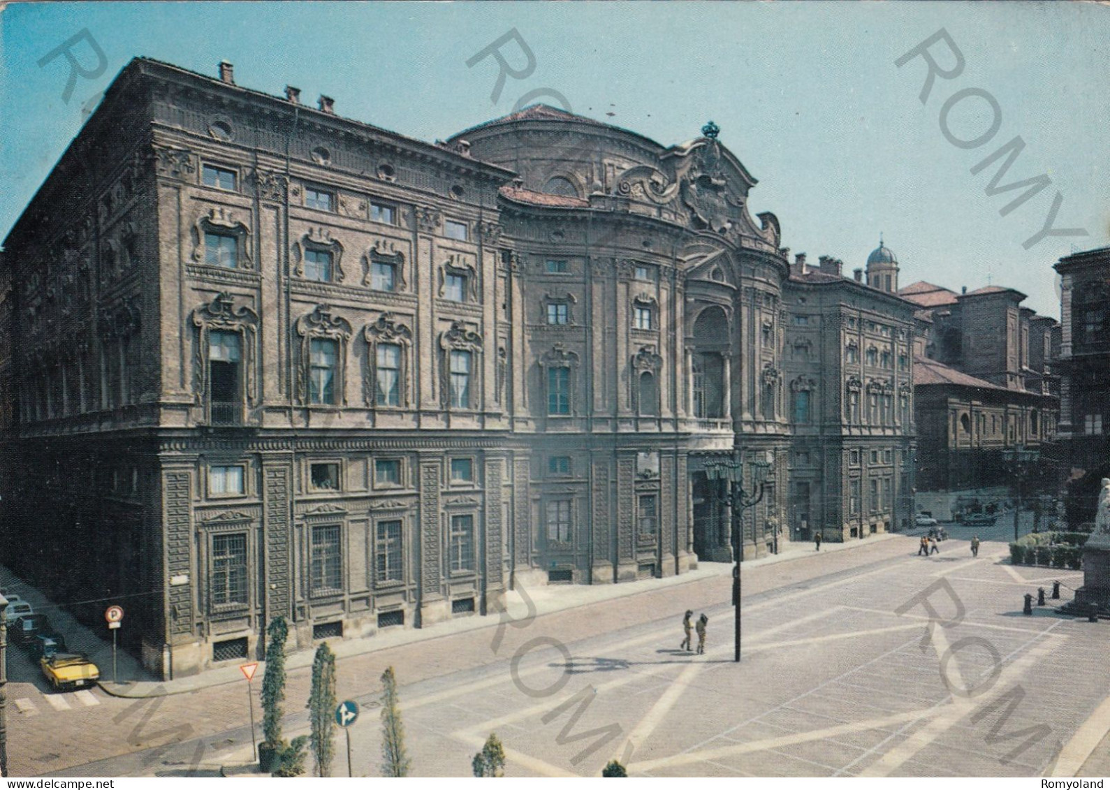 CARTOLINA  C3 TORINO,PIEMONTE-PIAZZA E PALAZZO CARIGNANO (ARCH.GUARINI 1679)-MONUMENTO A GIOBERTI-STORIA,VIAGGIATA 1976 - Orte & Plätze