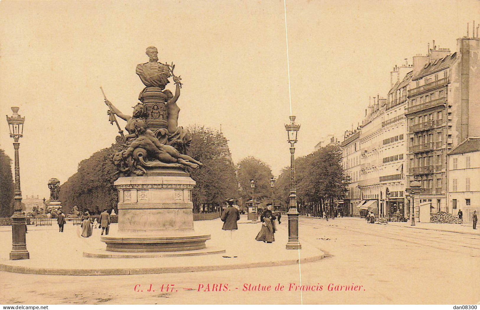 75 PARIS STATUE DE FRANCIS GARNIER - Statues