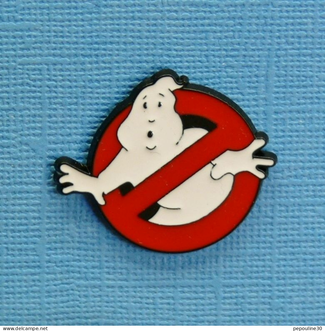 1 PIN'S /  ** CINEMA " SOS FANTOMES " GHOSTBUSTERS ** - Cine