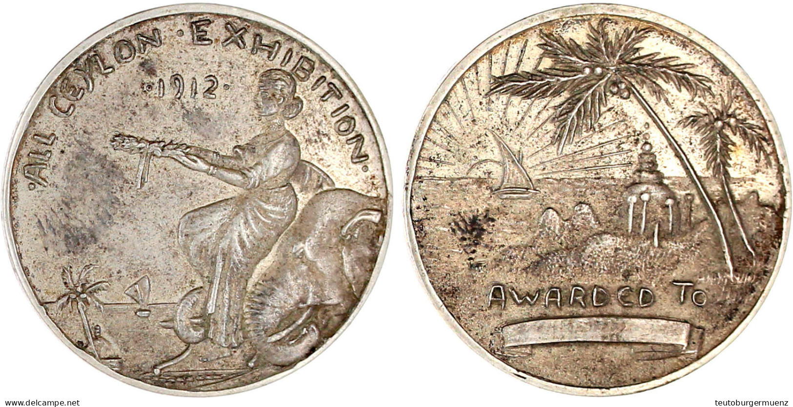 Silber-Preismedaille Der All Ceylon Exhibition 1912 (unsign). Am Meeresufer Sitzende Allegorie Präsentiert Siegerkranz,  - Sri Lanka (Ceylon)