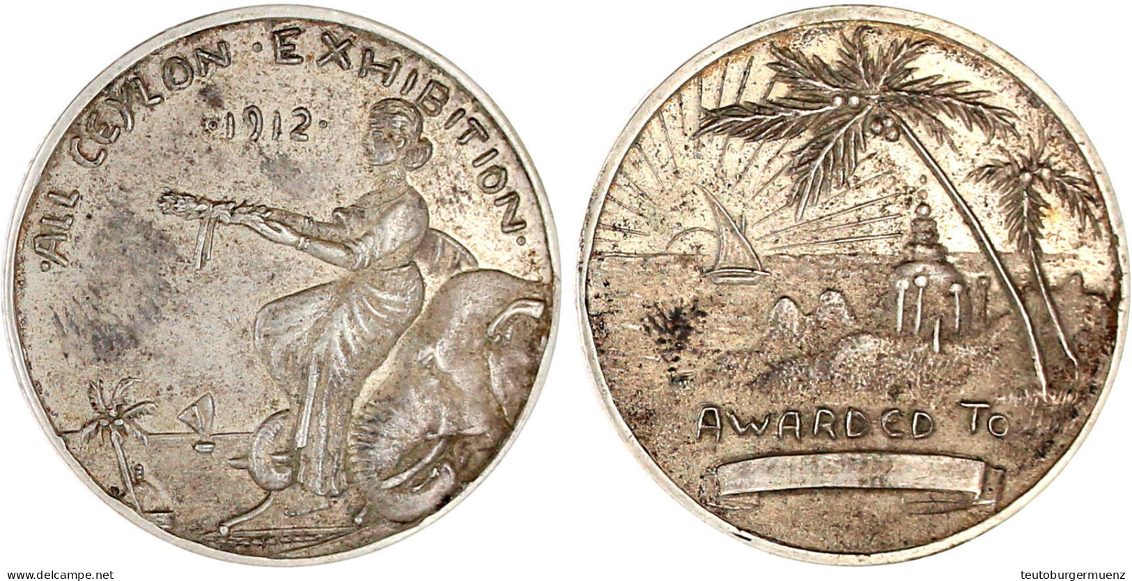 Silber-Preismedaille Der All Ceylon Exhibition 1912 (unsign). Am Meeresufer Sitzende Allegorie Präsentiert Siegerkranz,  - Sri Lanka