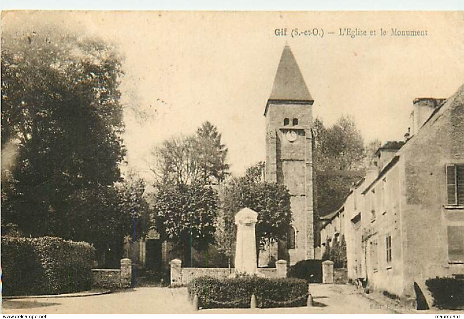 91 GIF -  L'Eglise Et Le Monument - Gif Sur Yvette