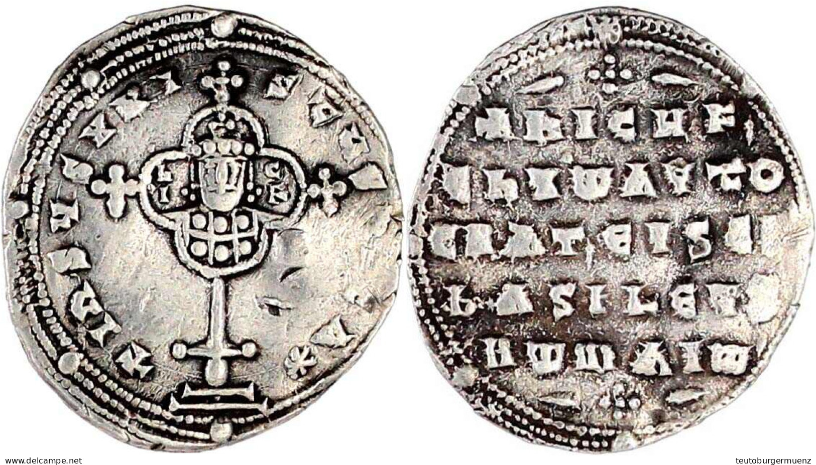 Miliaresion 963/969. Kaiserbüste Im Als Medaillon Gestalteten Kreuz/ 5 Zeilen Schrift. 2,68 G. Fast Sehr Schön, Gewellt. - Byzantine