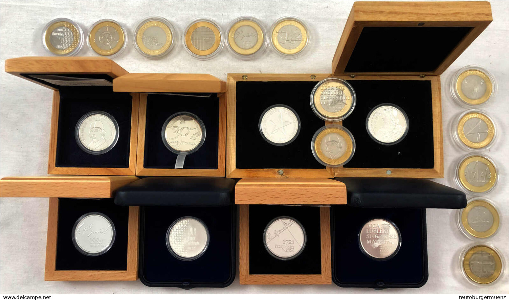 Blechkiste Mit 21 Münzen: 8 X 30 Euro Silbergedenkmünzen In PP Aus 2009 Bis 2021, Jeweils Im Originaletui (1 X Beschädig - Slowenien