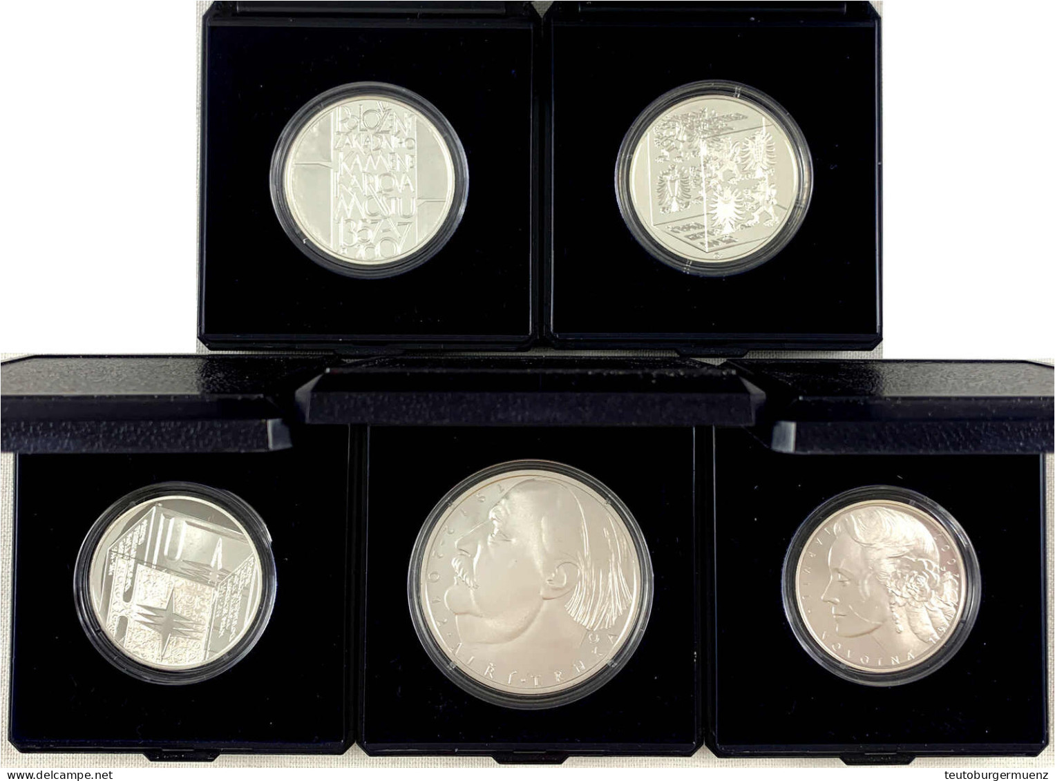5 Silbergedenkmünzen: 2 X 200 Korun 2006 150 Jahre Glasfachschule (KM 82), 200 Korun 2007 Karlsbrücke (KM 92), 200 Korun - Tschechische Rep.
