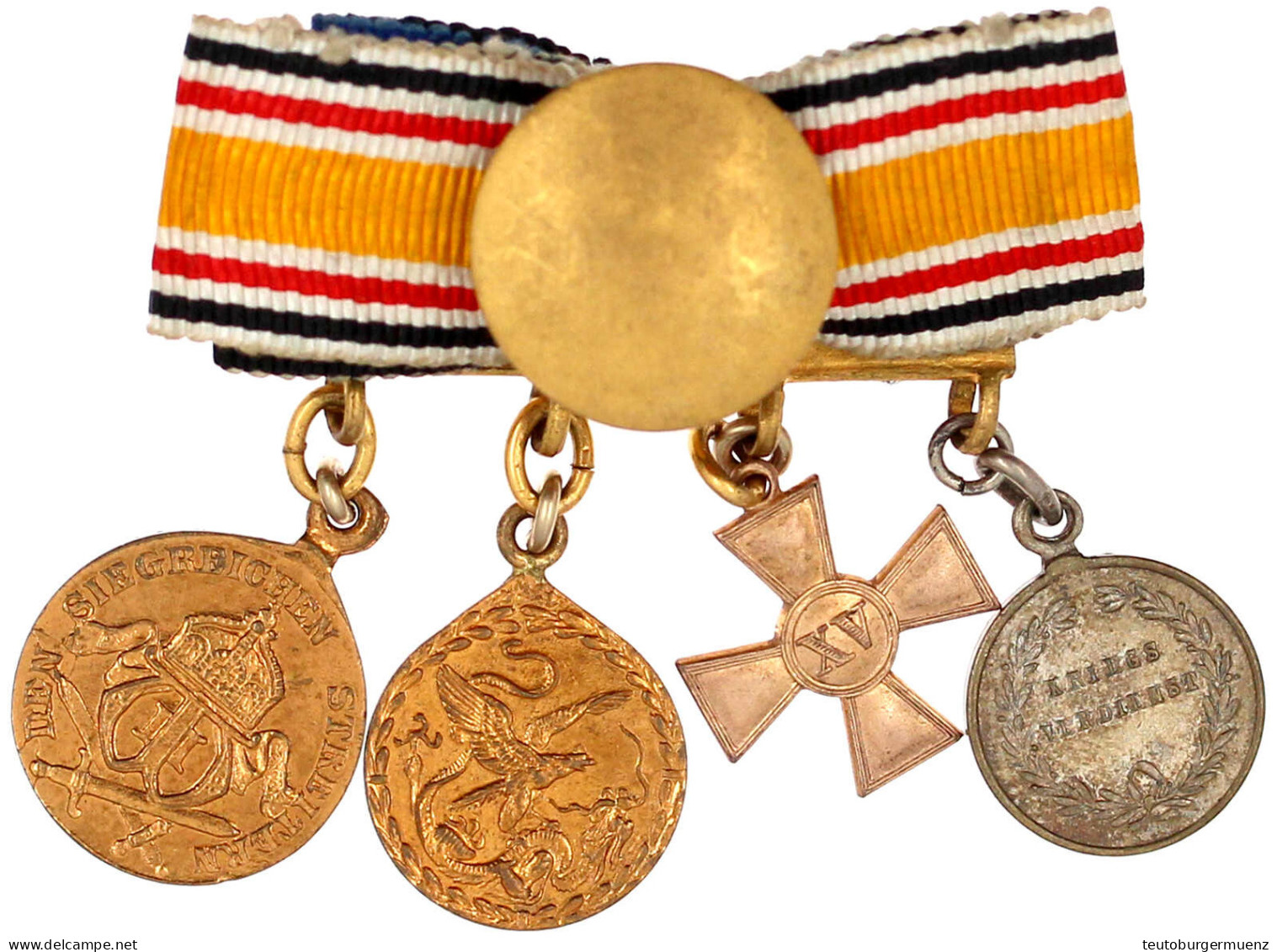 Vierer-Ordensminiaturen-Knopf-Spange Mit Südwestafrikamedaille, Chinakämpfer-Medaille, DA 15 Jahre Und Kriegsverdienstme - Other & Unclassified