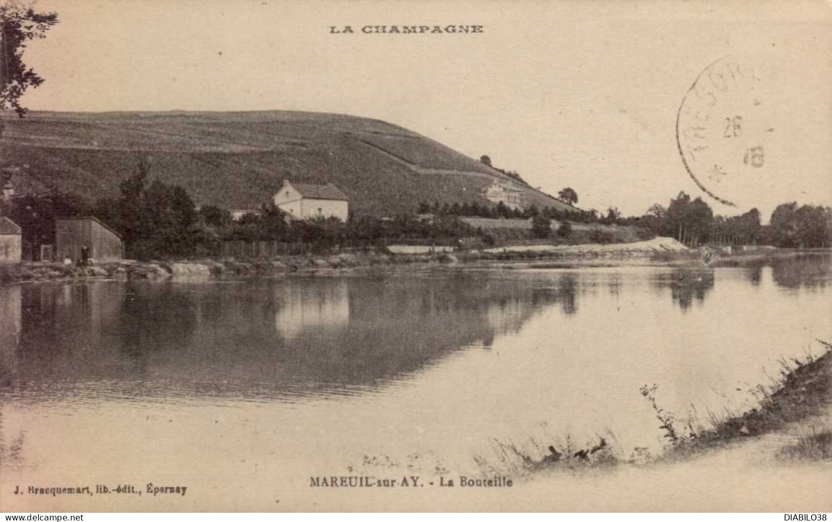 MAREUIL-SUR-AY       ( MARNE )  LA BOUTEILLE - Mareuil-sur-Ay