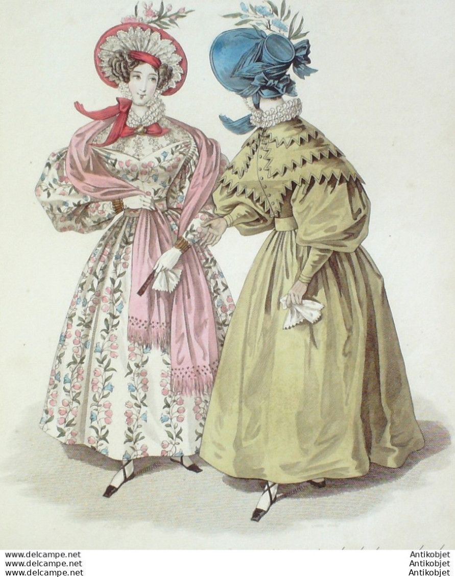 Gravure De Mode Costume Parisien 1832 N°3015 Robe Charly & Gros De Naples - Etchings