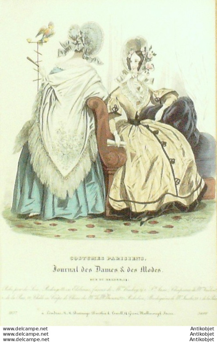 Gravure De Mode Costume Parisien 1837 N°3499 Robes En Soie Redingotte Elslerine - Aguafuertes