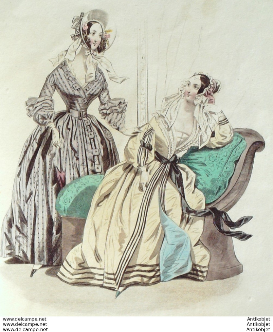 Gravure De Mode Costume Parisien 1838 N°3590 Redingote Pekinet Peignoir Nankin  - Etsen