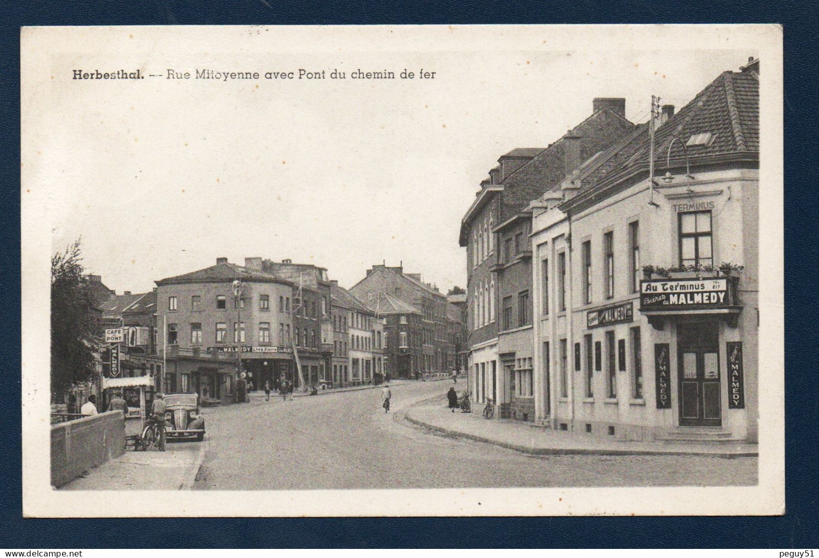 Herbesthal (Lontzen). Rue Mitoyenne Avec Le Pont Du Chemin De Fer. Cafés Chez Pierre, Du Pont Et Terminus. 1948 - Lontzen