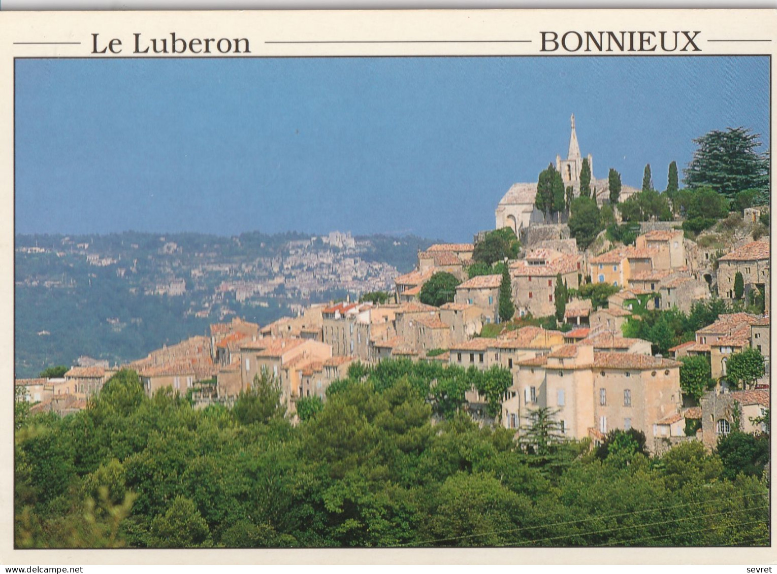 BONNIEUX . - Vue Générale. CPM Pas Courante - Bonnieux